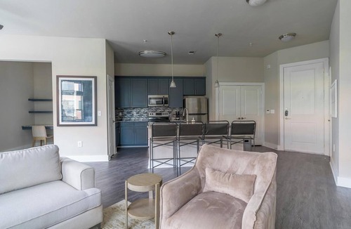 Nassau Bay Apartment | Landing | Modern 1BD, Gym, Clubhouse