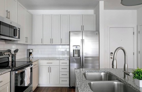 East Raleigh Apartment | Landing | Modern 1BD, Gym, Clubhouse