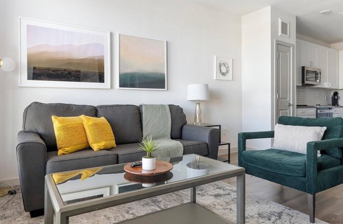 Lower Basin Lake Travis Apartment | Landing | Modern 1BD, Pool, Clubhouse
