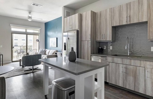 Montopolis Apartment | Landing | Modern 1BD, Pool, Courtyard