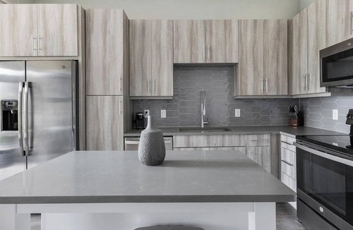 Montopolis Apartment | Landing | Modern 1BD, Pool, Courtyard