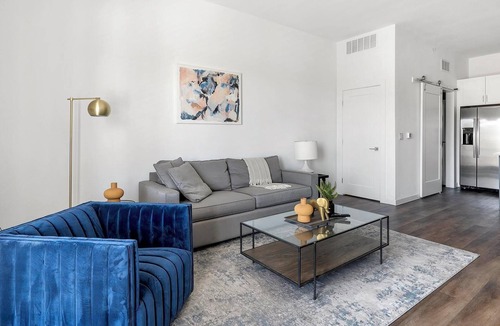 Austin Apartment | Landing | Modern 1BD, Pool, Clubhouse