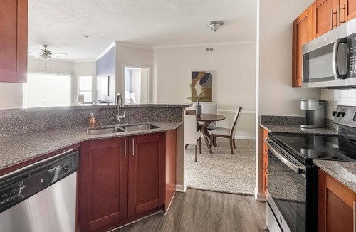Lewisville Apartment | Landing | Modern 2BD, Clubhouse, Gym