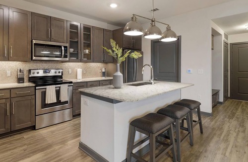 Fort Worth Cultural District Apartment | Landing | Modern 2BD, Gym, Game Room