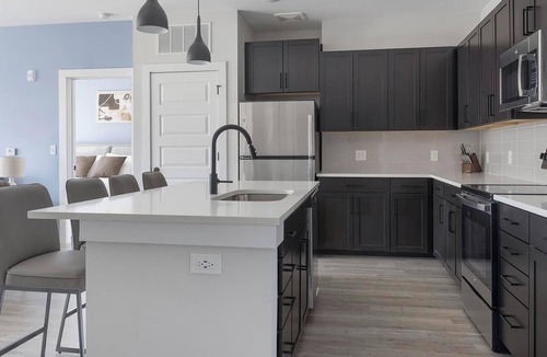 Sugar Hill Apartment | Landing | Modern 2BD, Gym, Yoga Studio