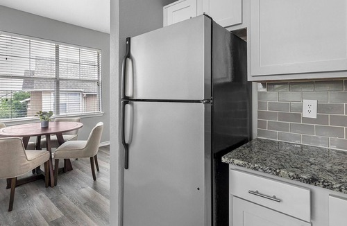 Fossil Creek Apartment | Landing | Modern 2BD, Gym, Pool