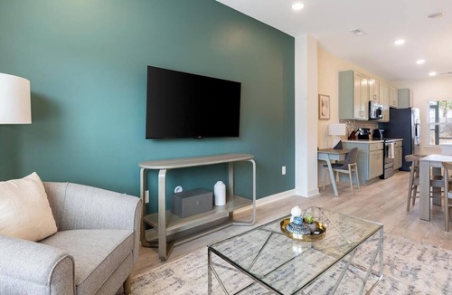 Wilmington Apartment | Landing | Modern 2BD, Yoga Studio, Gym