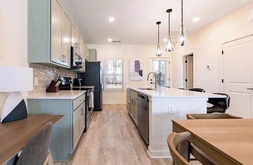 Wilmington Apartment | Landing | Modern 2BD, Yoga Studio, Gym