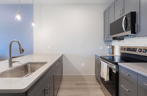 Midlothian Apartment | Landing | Spectacular 1BD, Clubhouse, Game Room