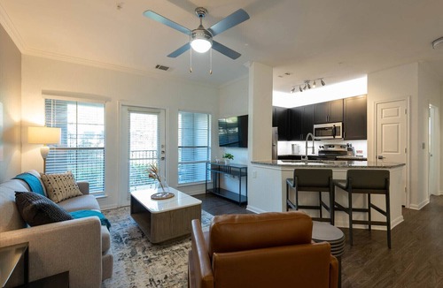 Austin Apartment | Landing | Spectacular 1BD, Gym, Pool