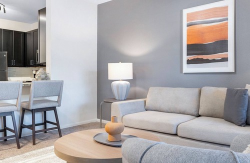 Austin Apartment | Landing | Spectacular 1BD, Courtyard, Gym