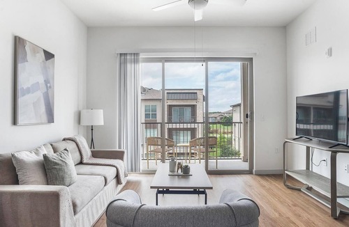 Austin Apartment | Landing | Spectacular 1BD, Yoga Studio, Pool