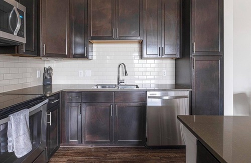 Klein Apartment | Landing | Spectacular 1BD, Clubhouse, Gym