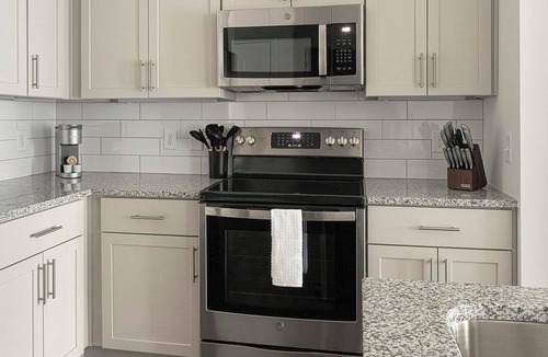East Raleigh Apartment | Landing | Spectacular 1BD, Gym, Yoga Studio