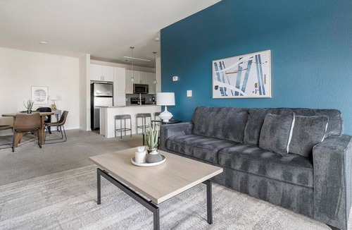 Charlotte Apartment | Landing | Spectacular 2BD, Clubhouse, Gym