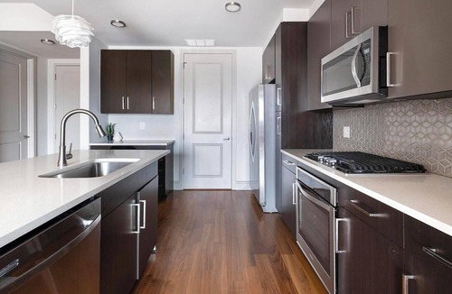 Houston Apartment | Landing | Spectacular 2BD, Tennis Court, Gym