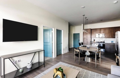 Wilmington Apartment | Landing | Spectacular 2BD, Pool, Gym