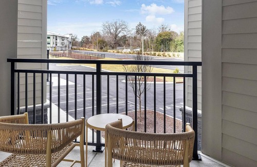 East Raleigh Apartment | Landing | Spectacular 2BD, Yoga Studio, Gym