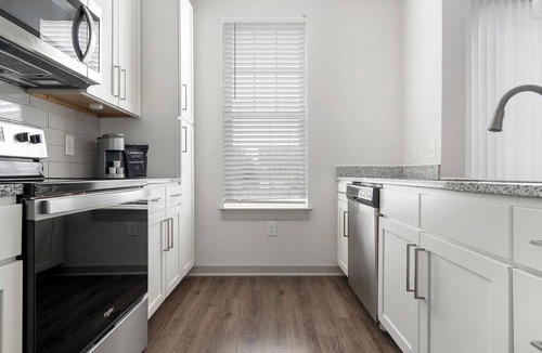 Charlotte Apartment | Landing | Spectacular Studio, Clubhouse, Gym