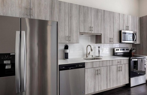 Fort Worth Apartment | Landing | Spectacular Studio in Bricktown