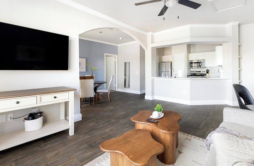 Fort Worth Apartment | Landing | Spectacular 3BD in Cityview