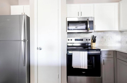 Fort Worth Apartment | Landing | Spectacular 3BD in Cityview
