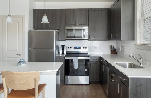Pflugerville Apartment | Landing | Stunning 1BD, Courtyard, Game Room