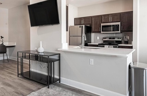 Summerville Apartment | Landing | Stunning 1BD, Gym, Yoga Studio