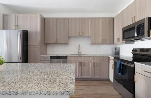 Scofield Farms Apartment | Landing | Stunning 1BD, Clubhouse, Pool