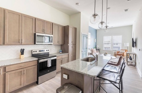 Wilmington Apartment | Landing | Stunning 1BD, Gym, Pool