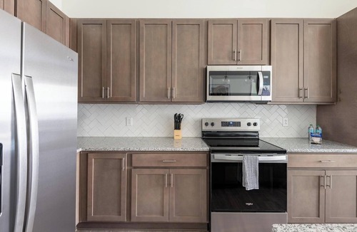 Wilmington Apartment | Landing | Stunning 1BD, Gym, Pool