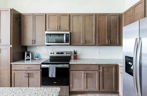 Wilmington Apartment | Landing | Stunning 1BD, Pool, Gym