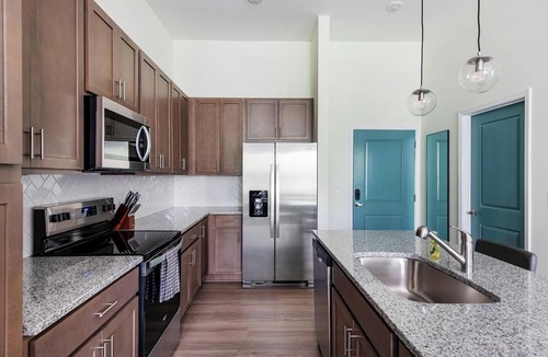 Wilmington Apartment | Landing | Stunning 1BD, Pool, Gym