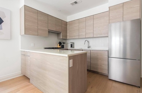 Mount Vernon Square Apartment | Landing | Stunning 1BD in Logan Circle