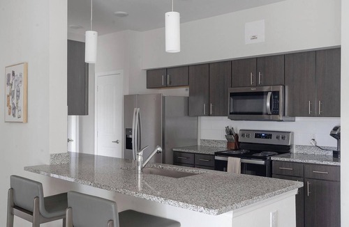Pflugerville Apartment | Landing | Stunning 2BD, Gym, Yoga Studio