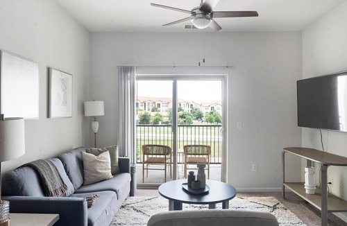 Pflugerville Apartment | Landing | Stunning 2BD, Gym, Yoga Studio