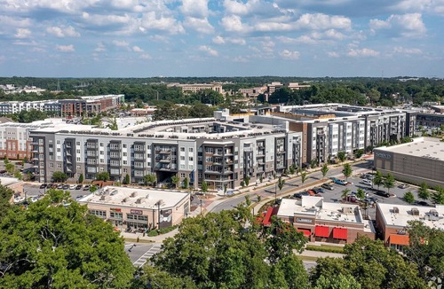 North Decatur Apartment | Landing | Stunning 2BD, Clubhouse, Courtyard
