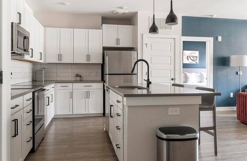 Sugar Hill Apartment | Landing | Stunning 2BD, Gym, Yoga Studio
