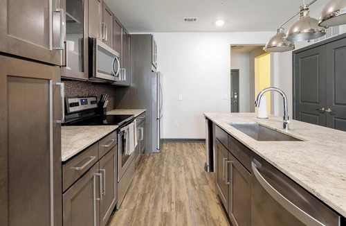 Fort Worth Cultural District Apartment | Landing | Stunning 2BD, Game Room, Gym