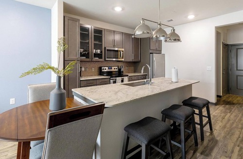 Fort Worth Cultural District Apartment | Landing | Stunning 2BD, Game Room, Gym