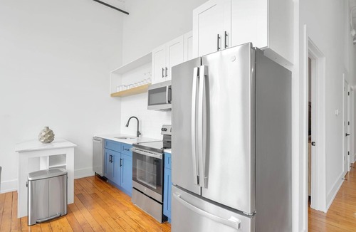 Greenville Apartment | Landing | Stunning 2BD, Gym, Yoga Studio