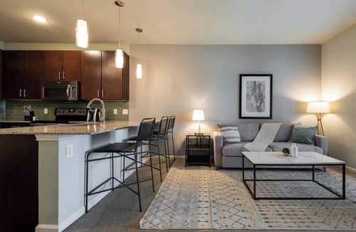 Austin Apartment | Landing | Stylish 1BD, Courtyard, Pool