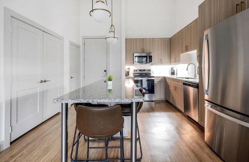 Scofield Farms Apartment | Landing | Stylish 1BD, Gym, Pool
