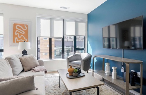 Durham Apartment | Landing | Stylish 1BD, Rooftop Lounge, Pool