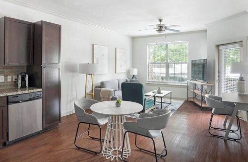 Cedar Park Apartment | Landing | Stylish 1BD, Clubhouse, Courtyard
