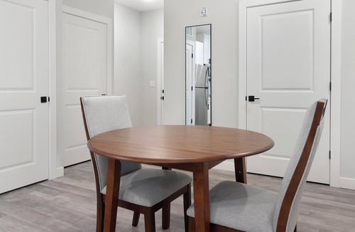 Beaufort Apartment | Landing | Stylish 1BD, Gym