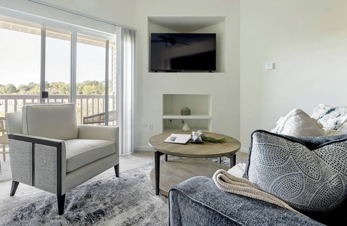 Indian Trail Apartment | Landing | Stylish 2BD, Gym