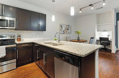 McNeil Apartment | Landing | Stylish 2BD, Game Room, Gym