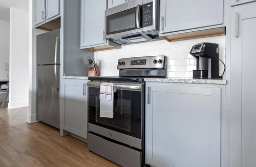 Fort Mill Apartment | Landing | Stylish 2BD, Yoga Studio, Gym