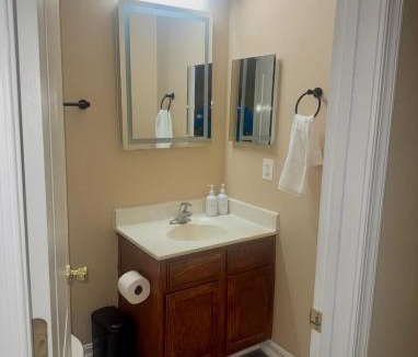 Randallstown House | Large 4-Bedroom Entire Home with Two Living Rooms